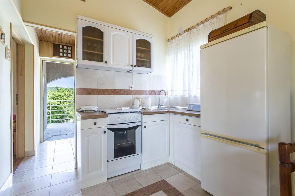 Apartment Srecko Vinišće Zewnętrze zdjęcie